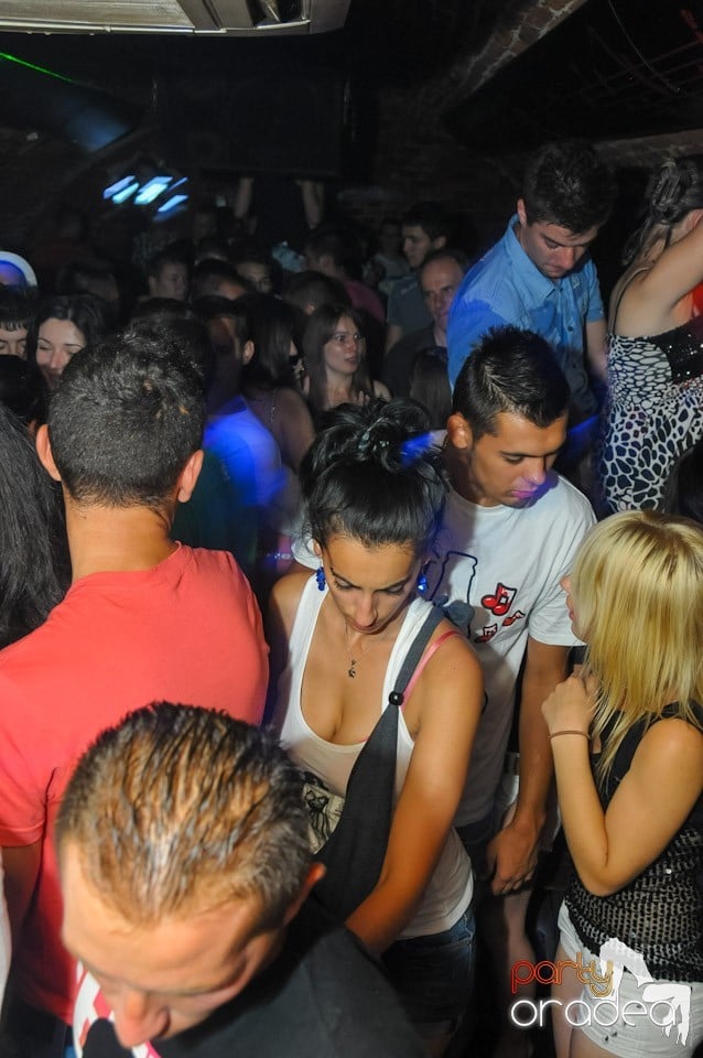 Studparty în Club Escape, 