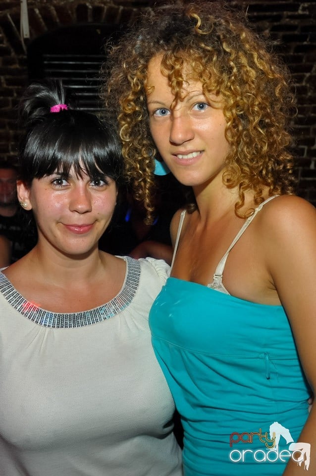 Studparty în Club Escape, 