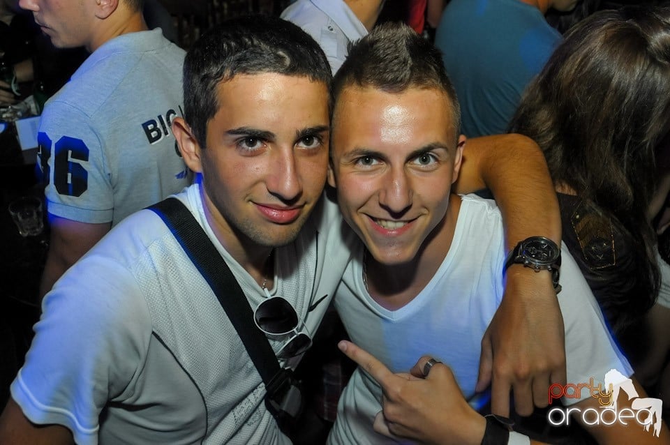Studparty în Club Escape, 