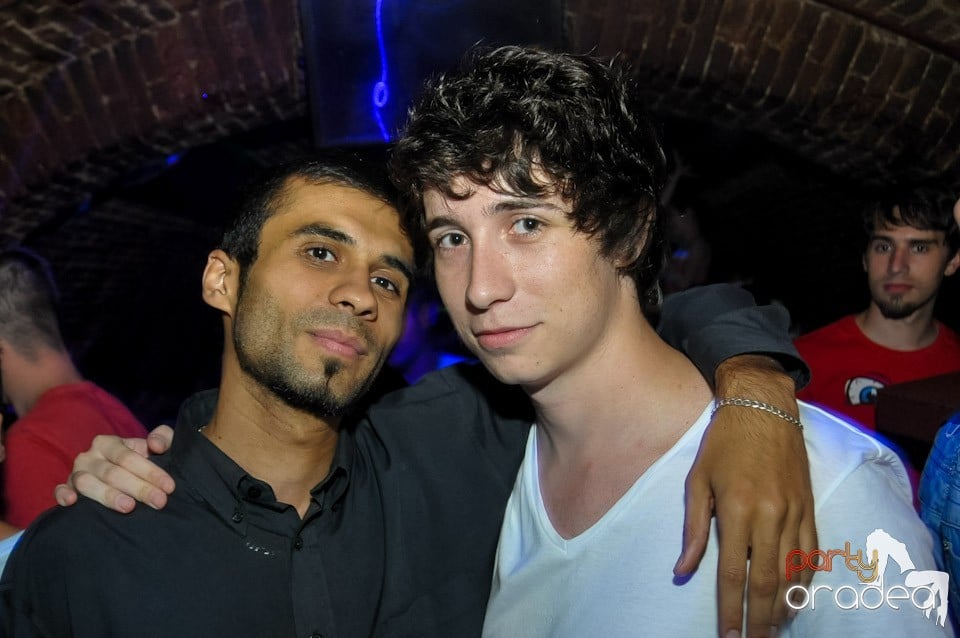 Studparty în Club Escape, 