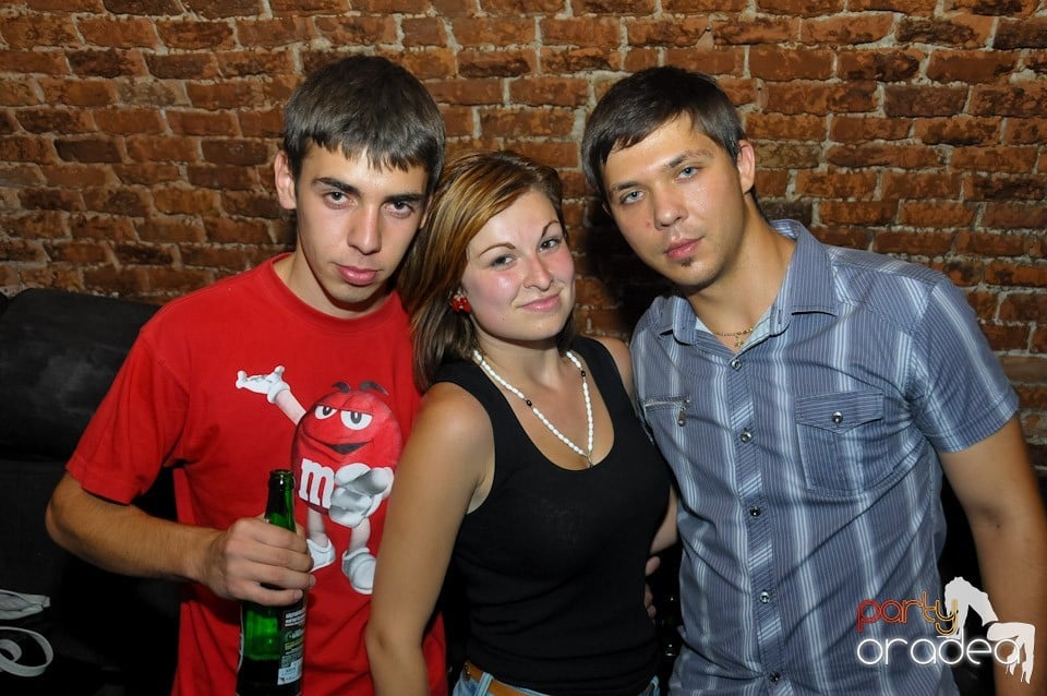 Studparty în Club Escape, 