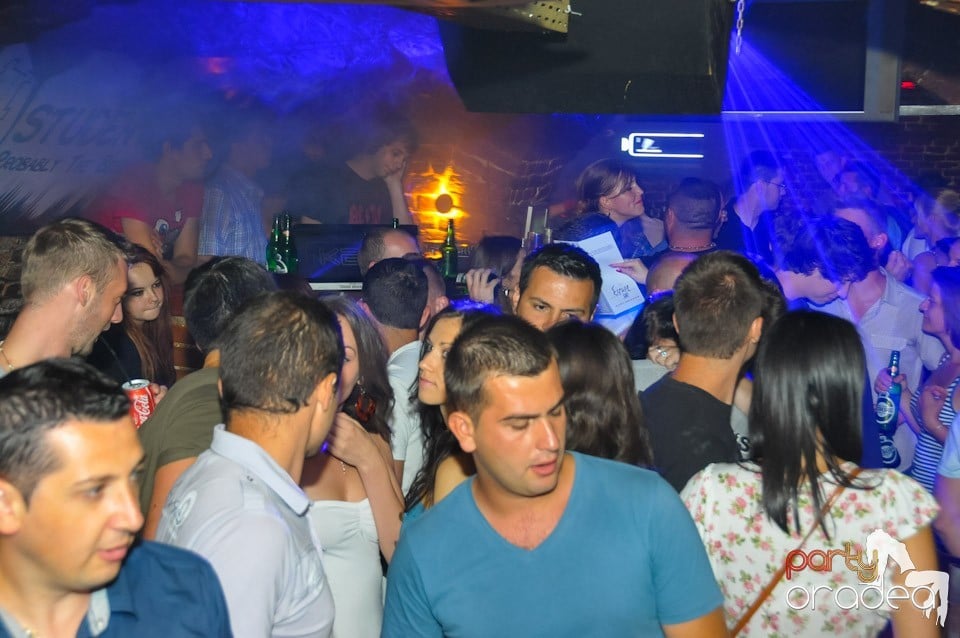 Studparty în Club Escape, 