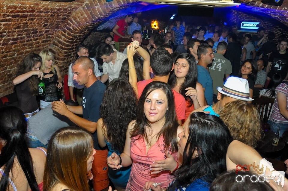 Studparty în Club Escape, 