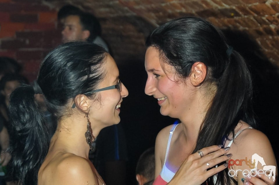 Studparty în Club Escape, 