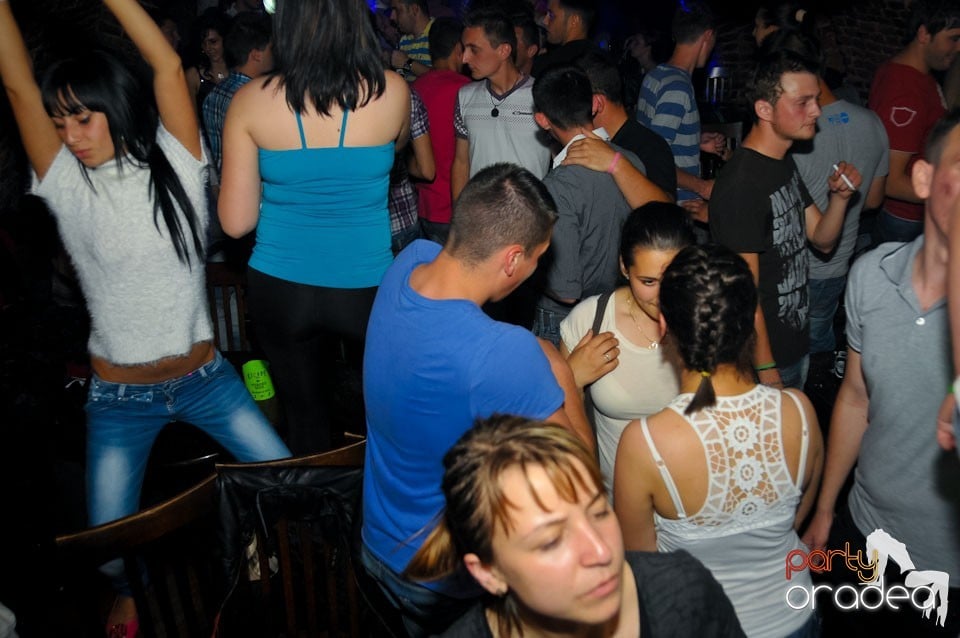 StudParty în Escape Club, 