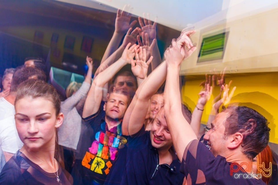 Suits VS Dr. House Party, 