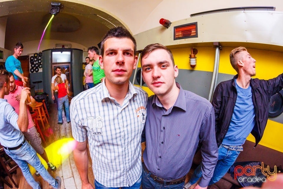 Suits VS Dr. House Party, 