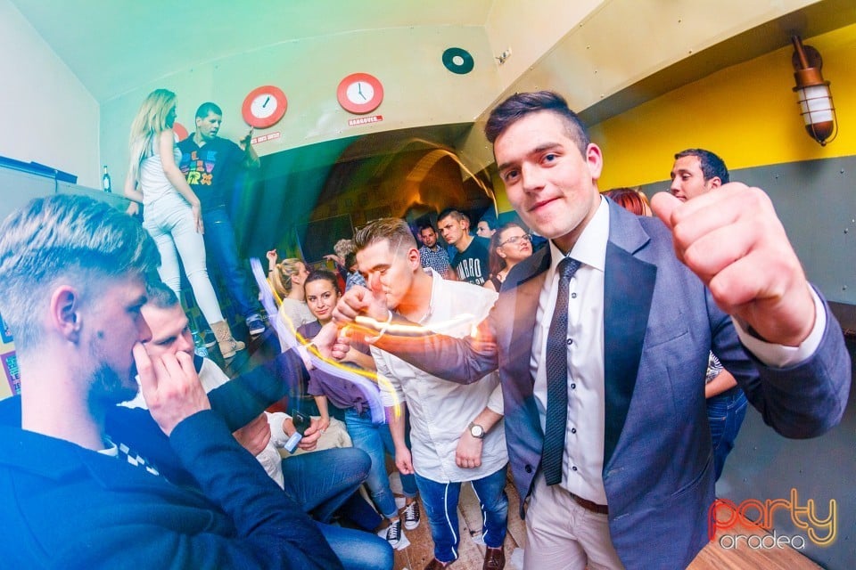 Suits VS Dr. House Party, 