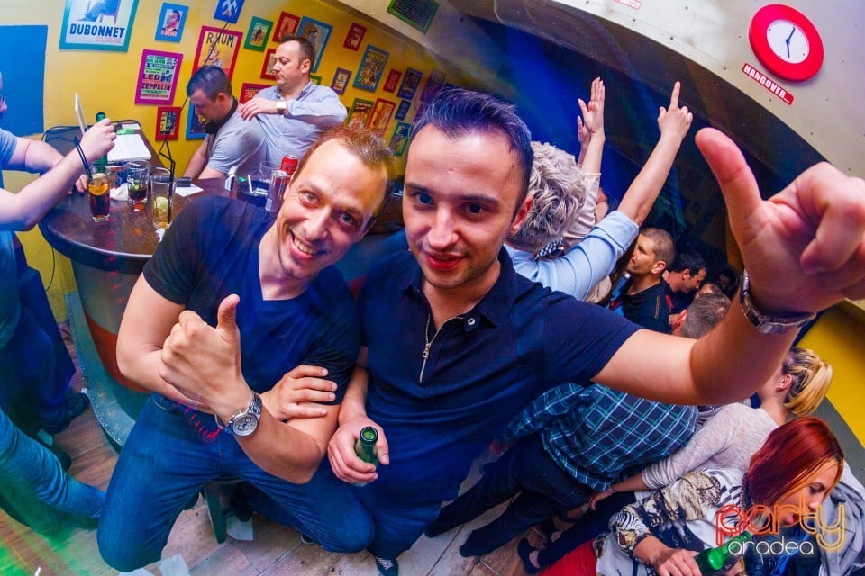 Suits VS Dr. House Party, 