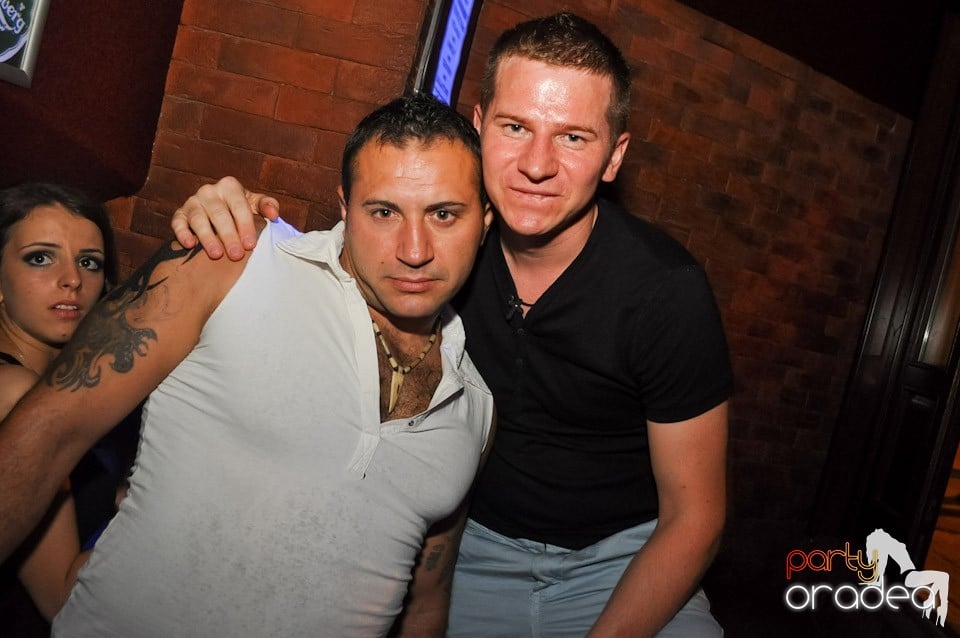 Summer Party cu Carlsberg în Escape, 