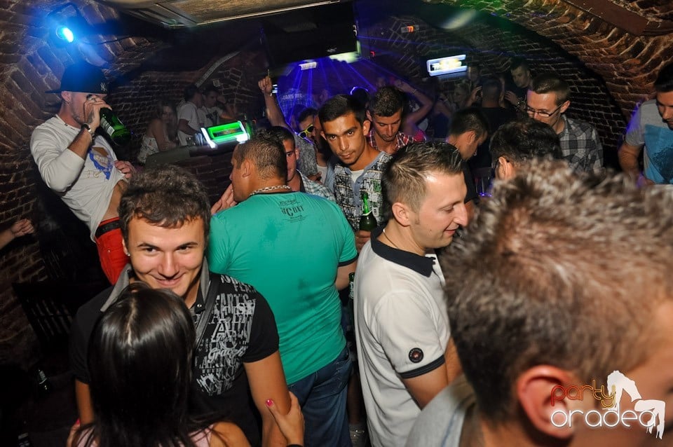 Summer Party cu Carlsberg în Escape, 