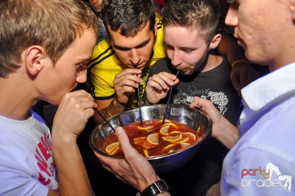 Summer Party cu Carlsberg în Escape, 