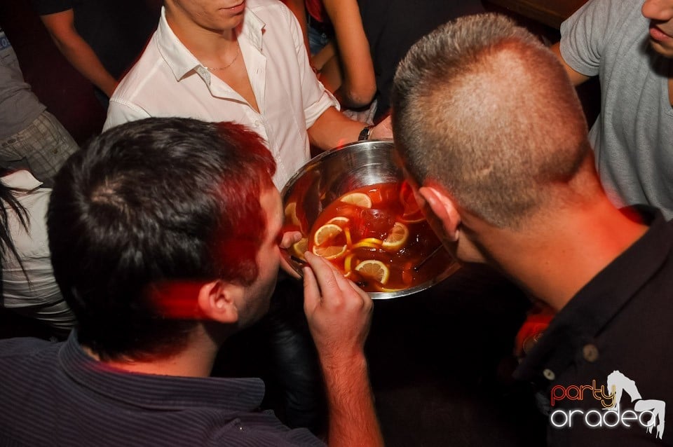 Summer Party cu Carlsberg în Escape, 