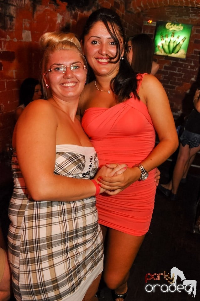 Summer Party cu Carlsberg în Escape, 