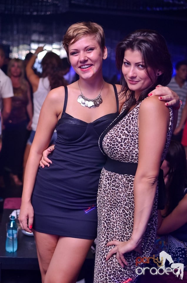 Summer Retro Night Fever Party, 