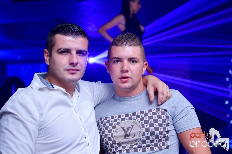 Summer Retro Night Fever Party, 