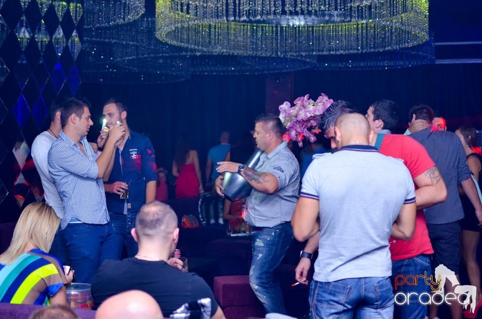 Summer Retro Night Fever Party, 