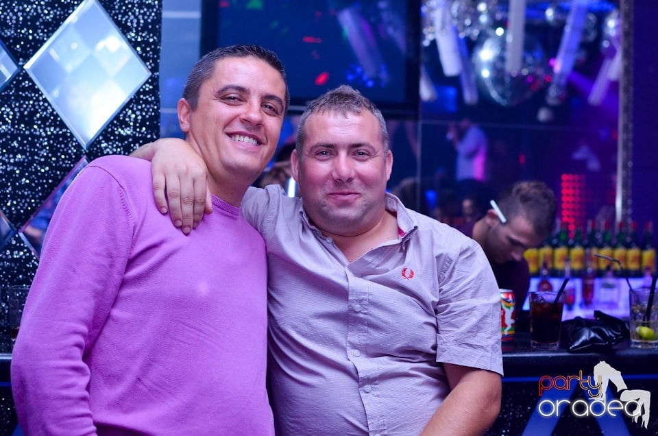 Summer Retro Night Fever Party, 