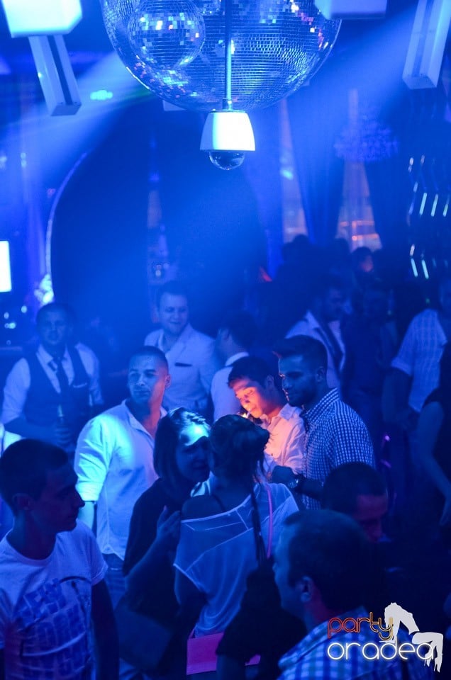 Summer Retro Night Fever Party, 