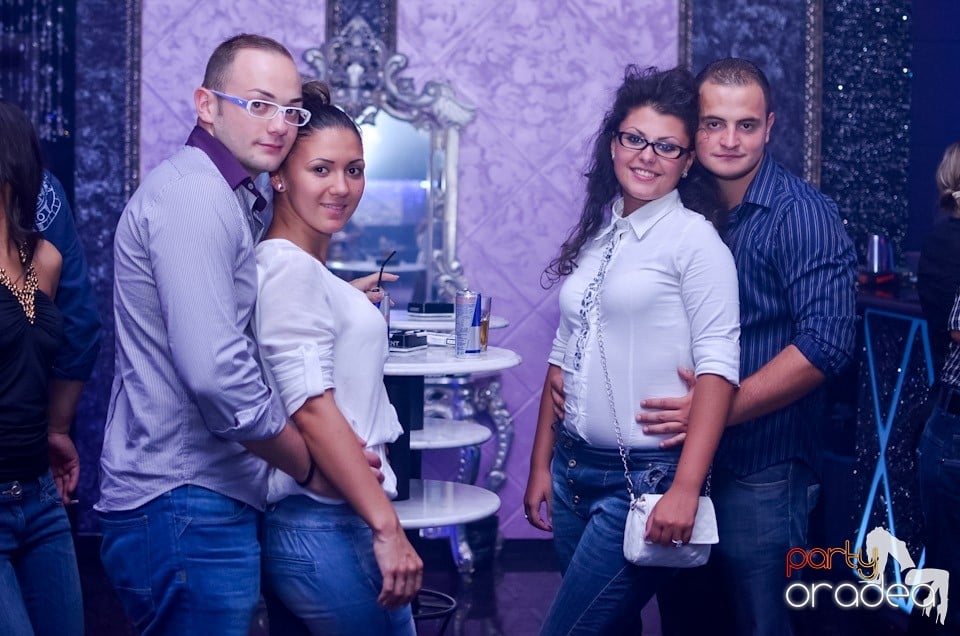 Summer Retro Night Fever Party, 