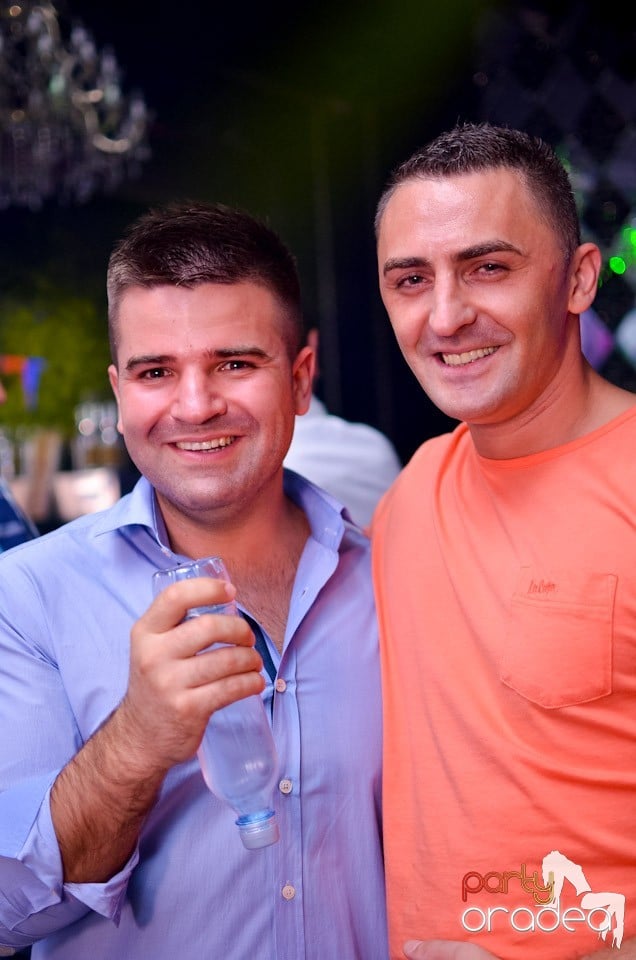 Summer Retro Night Fever @ The One, 