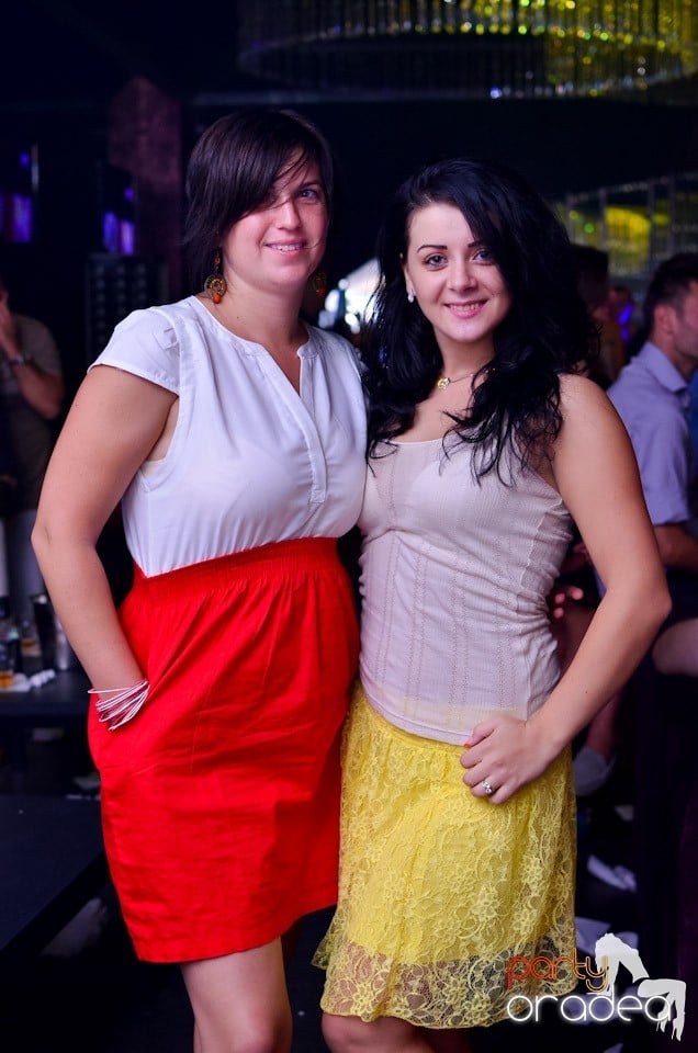Summer Retro Night Fever @ The One, 