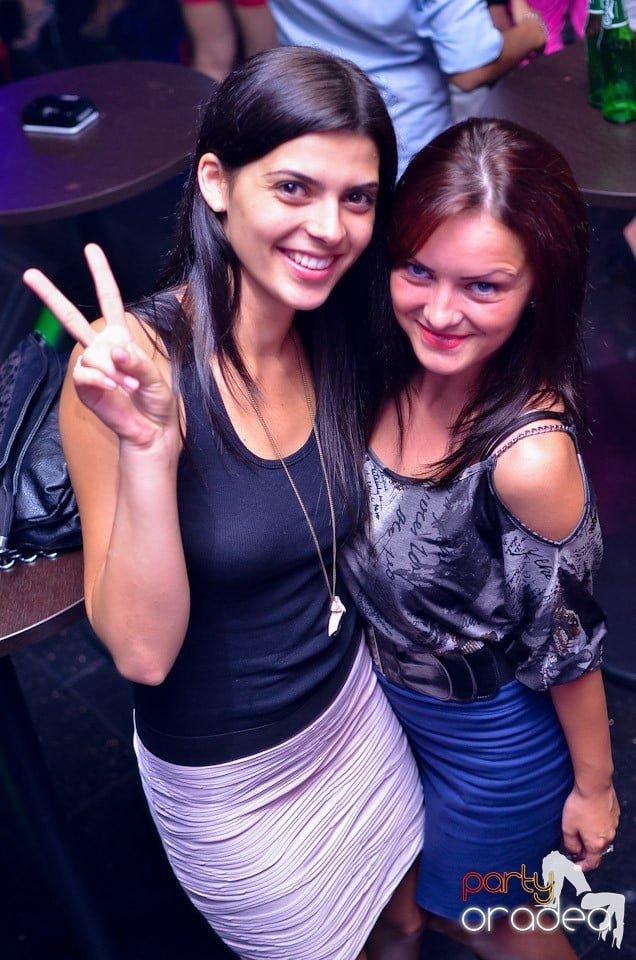 Summer Retro Night Fever @ The One, 