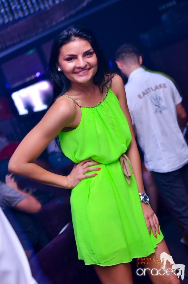 Summer Retro Night Fever @ The One, 