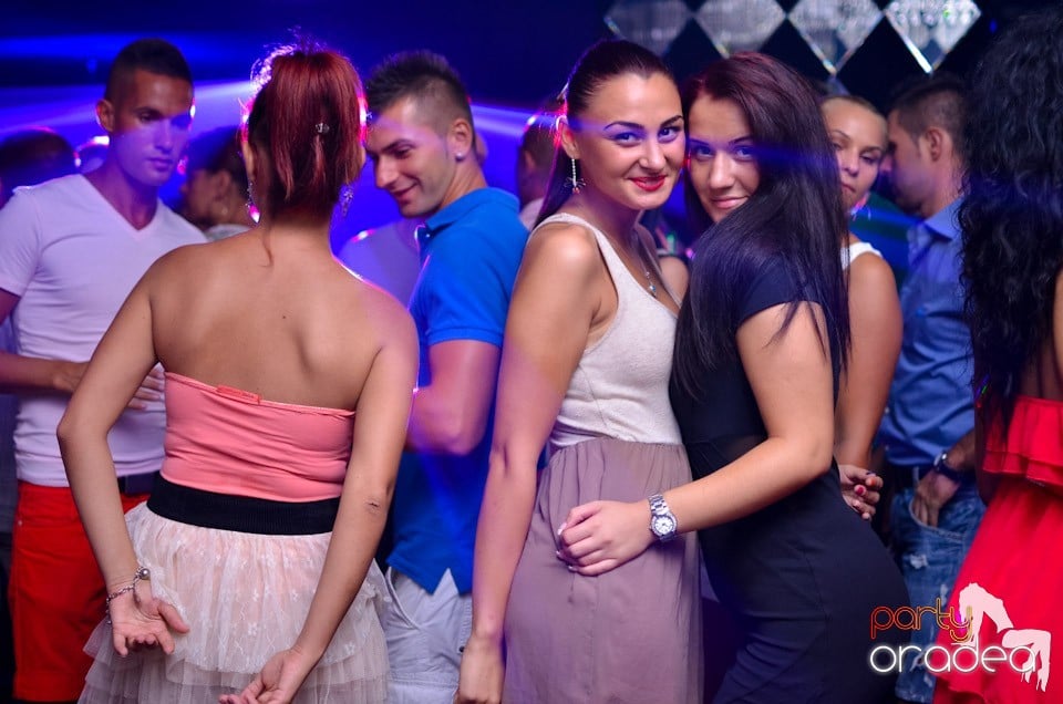 Summer Retro Night Fever @ The One, 