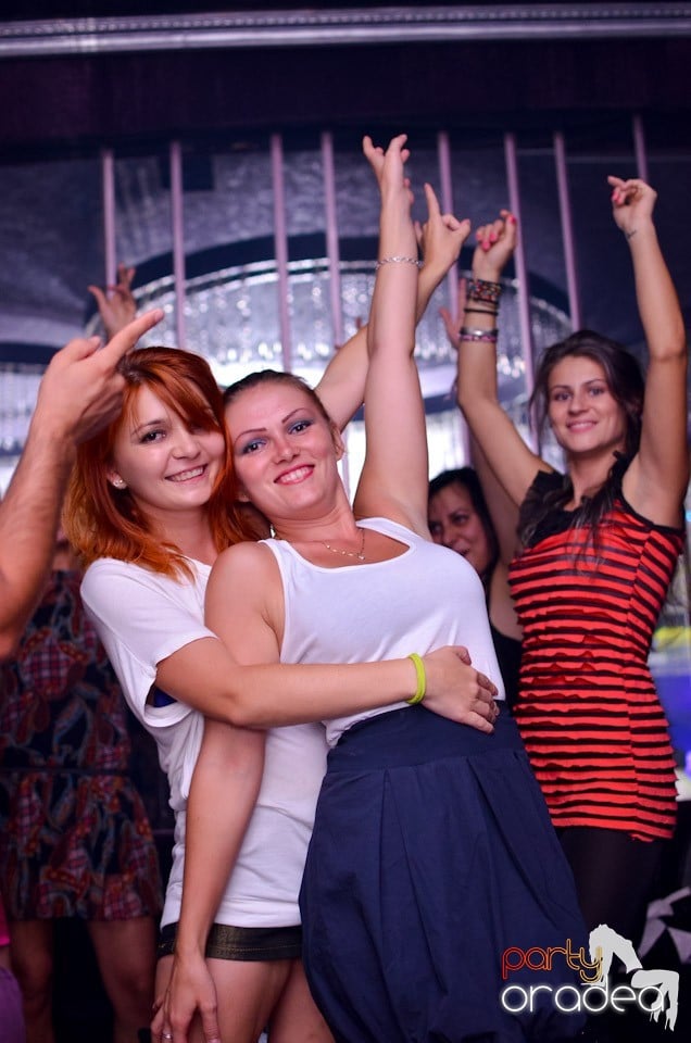 Summer Retro Night Fever @ The One, 