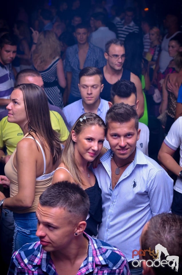 Summer Retro Night Fever @ The One, 