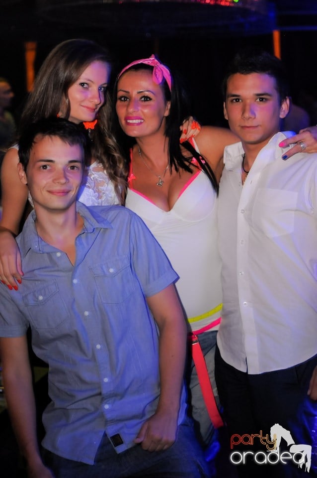 Summer Retro Night Fever @ The One, 