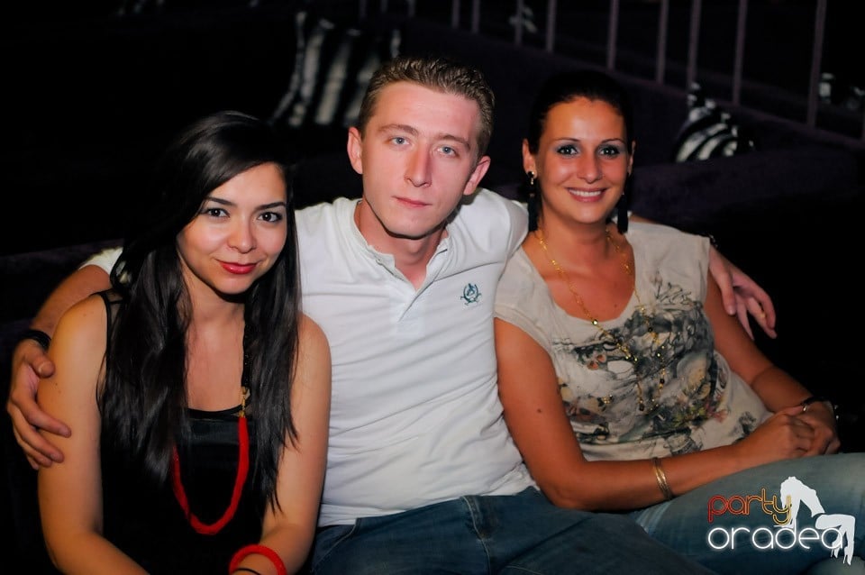 Summer Retro Night Fever @ The One, 