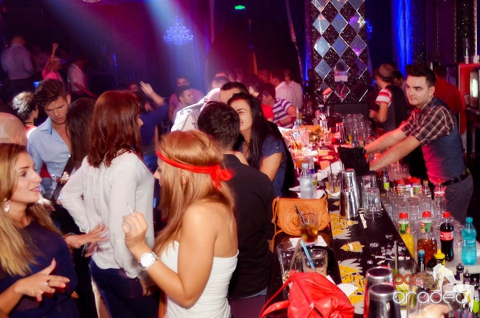 Summer Retro Night Fever, 