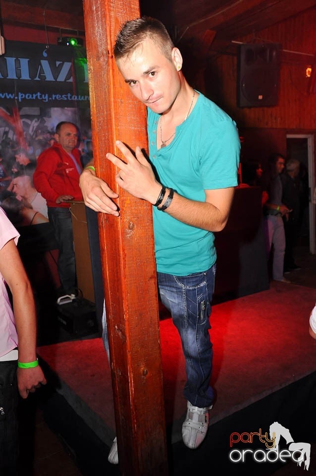 Sunshine Party în Disco Faház, 