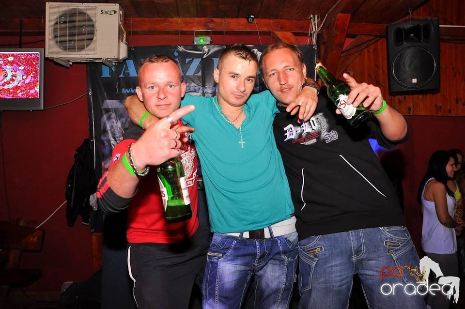 Sunshine Party în Disco Faház, 