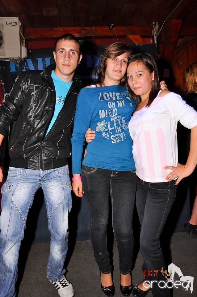 Sunshine Party în Disco Faház, 