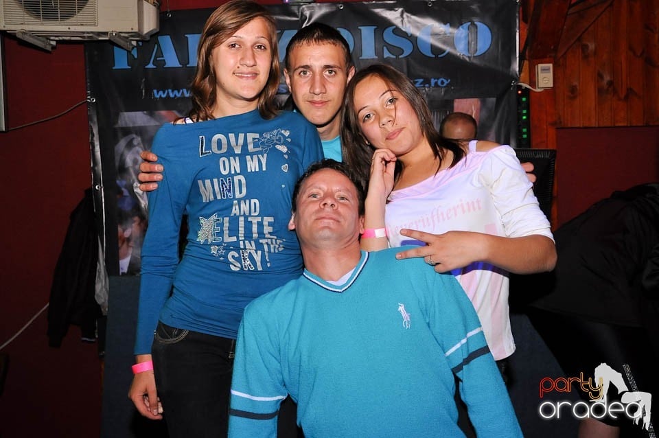 Sunshine Party în Disco Faház, 