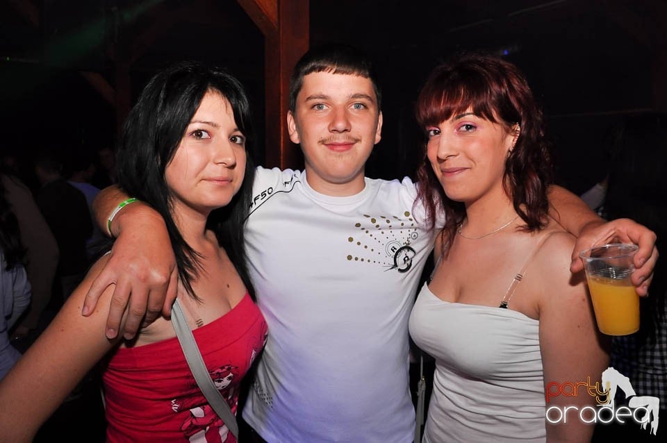 Sunshine Party în Disco Faház, 