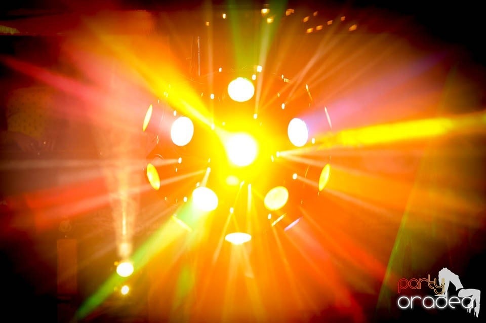 Sunshine Party în Disco Faház, 