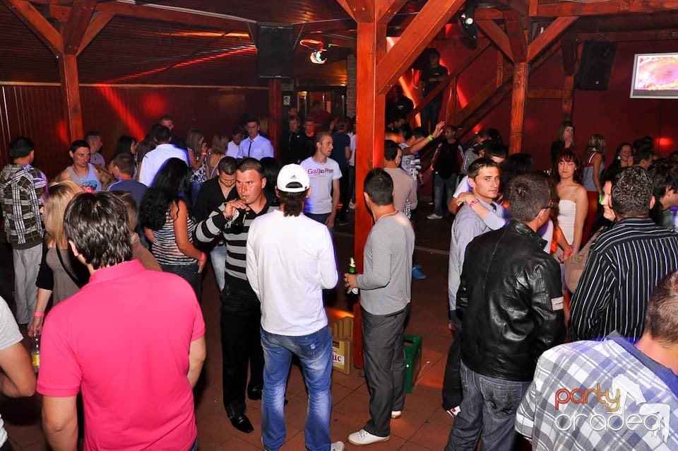 Sunshine Party în Disco Faház, 