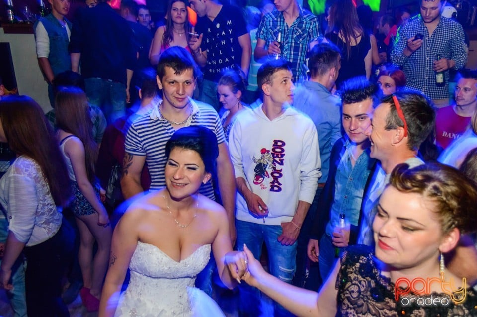 Super distracţie în Window Pub, 