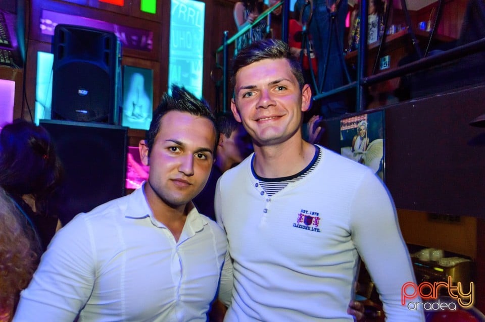 Super distracţie în Window Pub, 