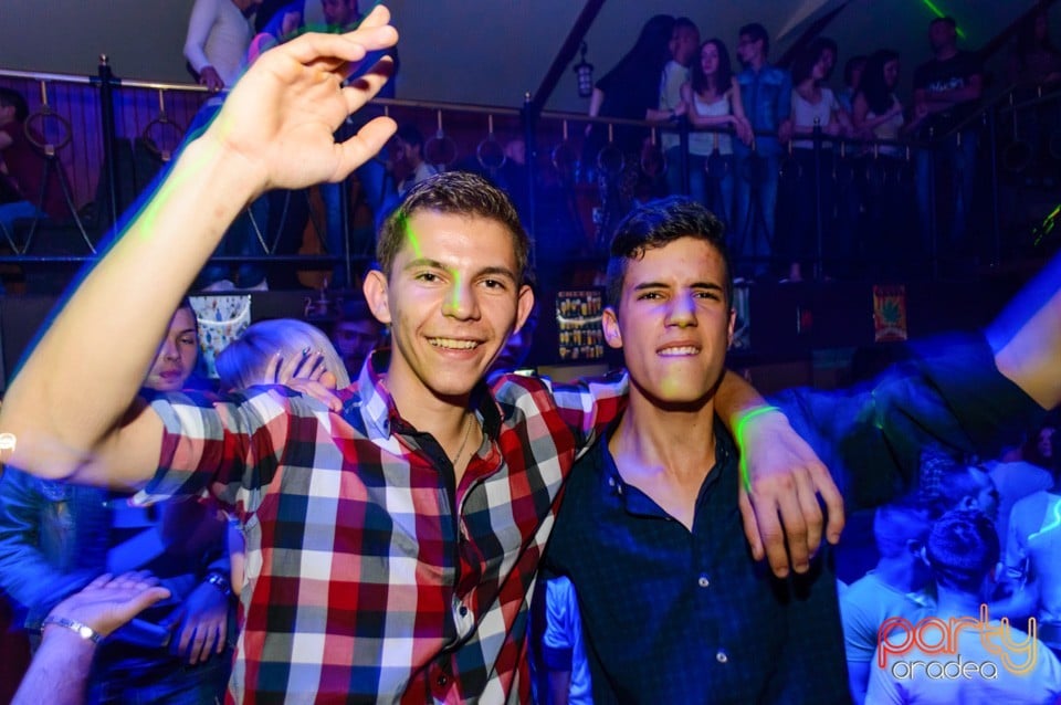 Super distracţie în Window Pub, 