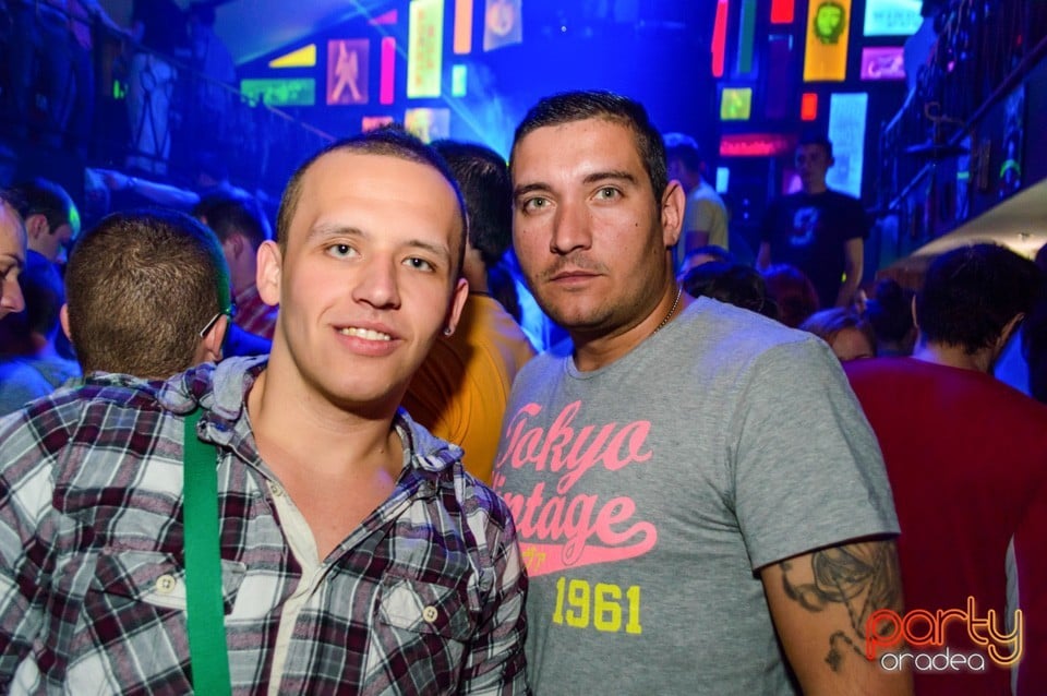 Super distracţie în Window Pub, 