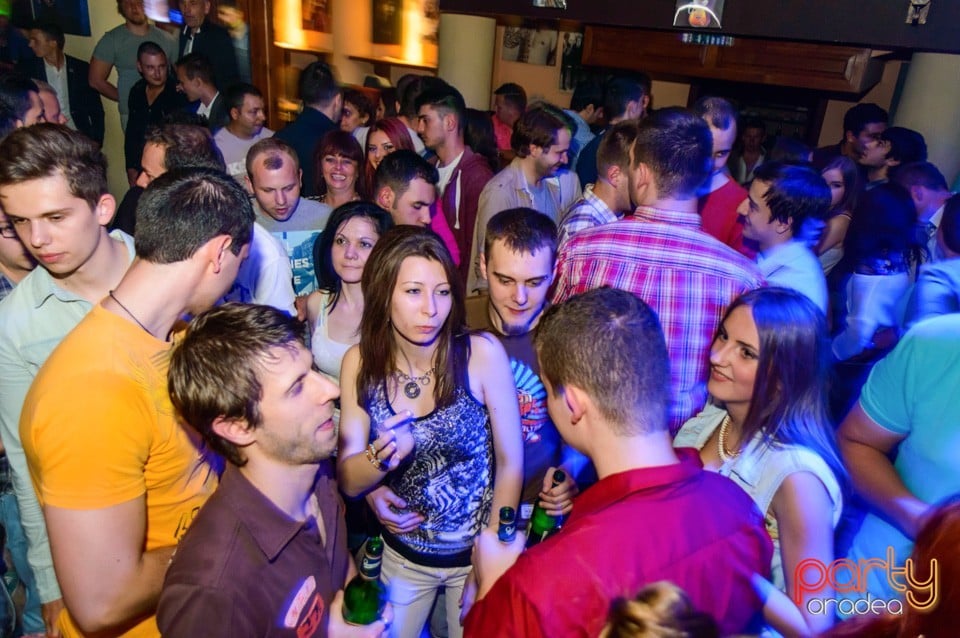 Super distracţie în Window Pub, 