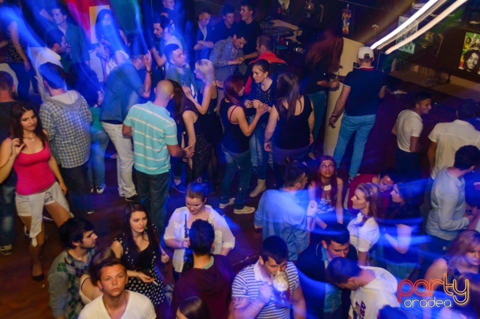 Super distracţie în Window Pub, 