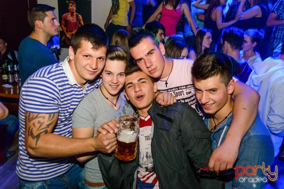 Super distracţie în Window Pub, 