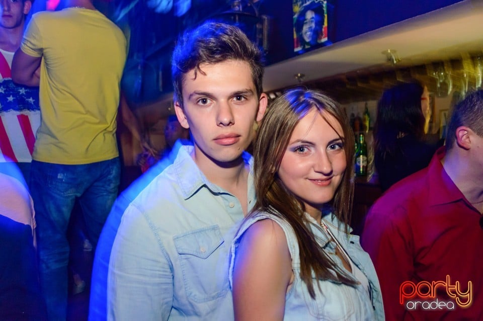 Super distracţie în Window Pub, 