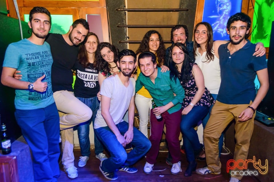 Super distracţie în Window Pub, 